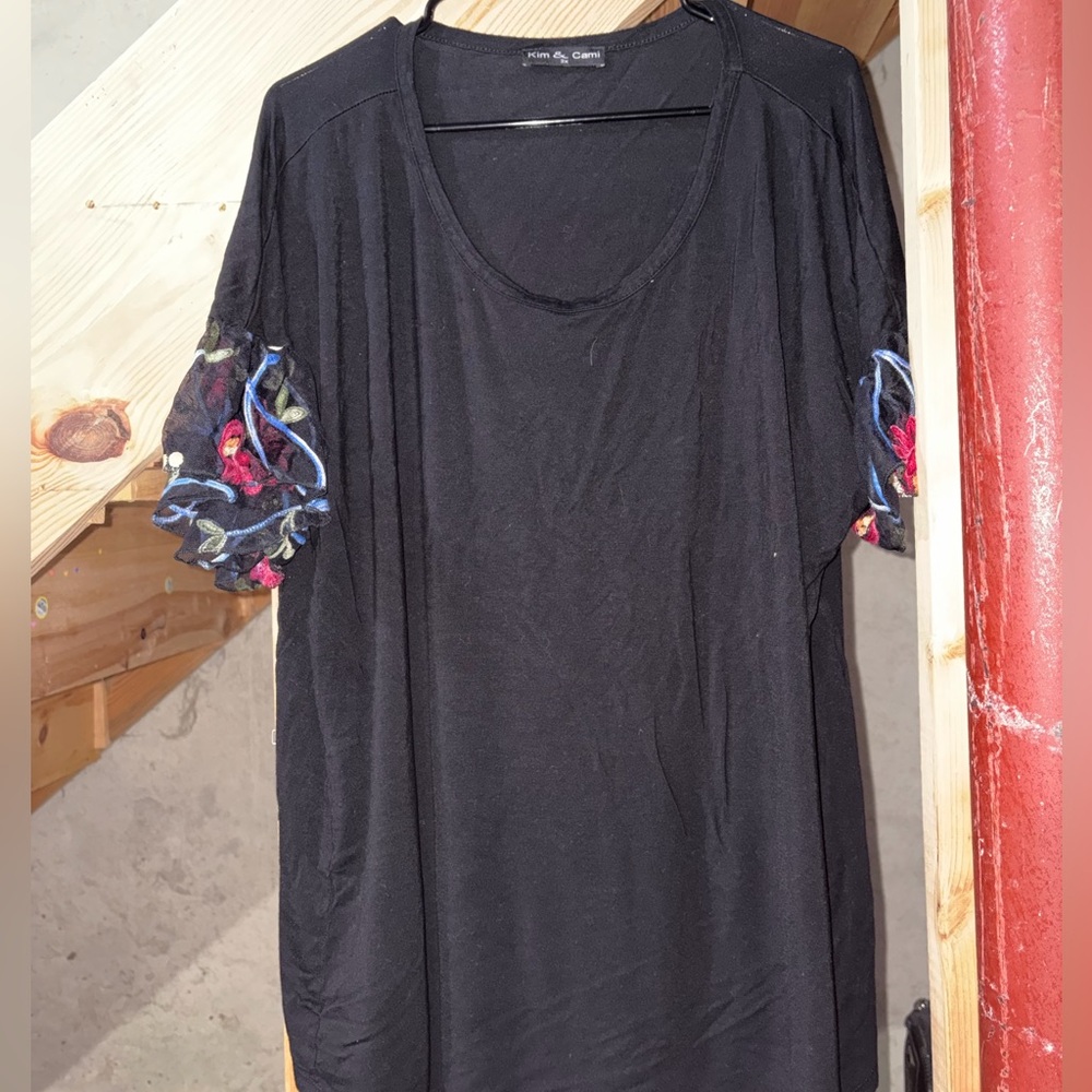Kim & Cami Black Top with Floral Sleeves